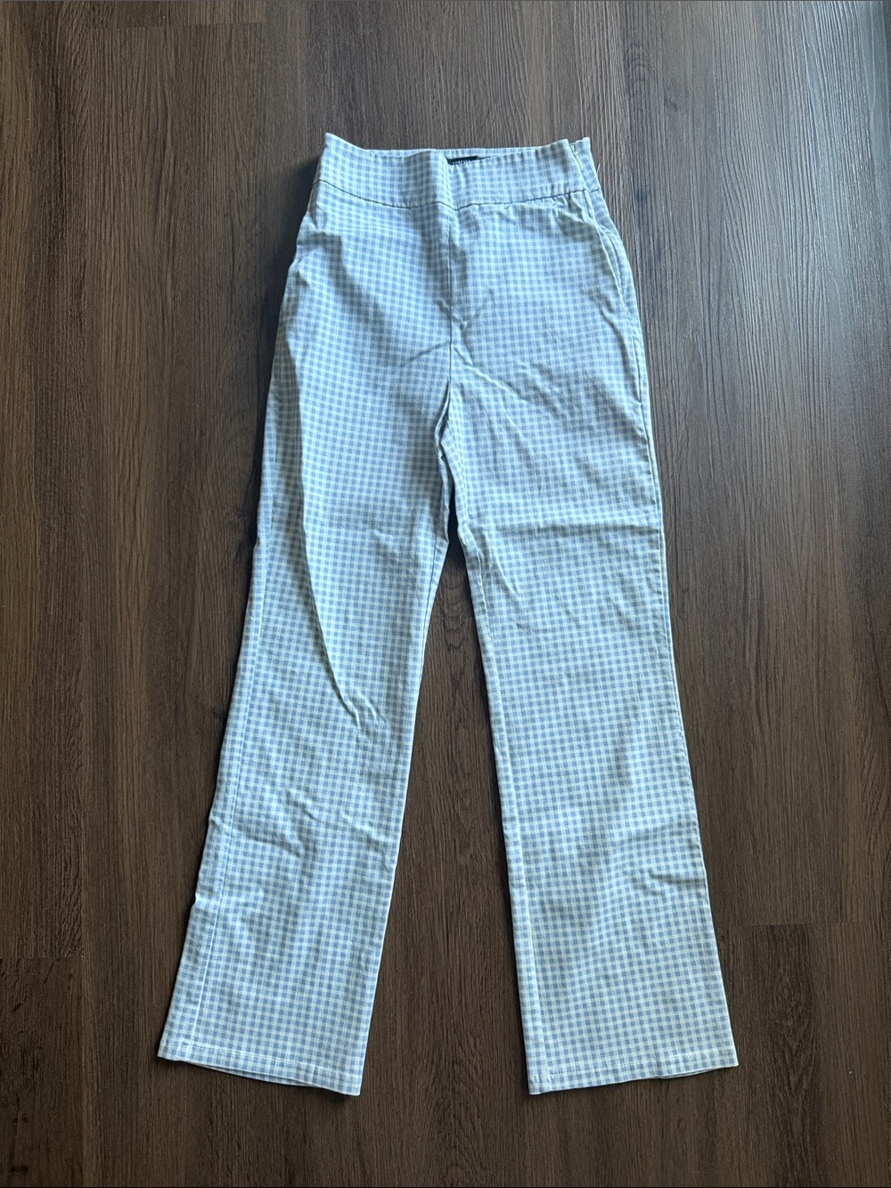 Baby blue and white gingham capris